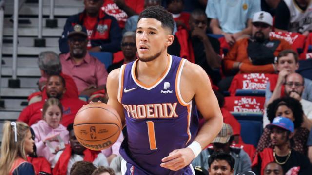 fb体育官方网站-晋级之战太阳迎回布克 末节关键三分宣告强势归来