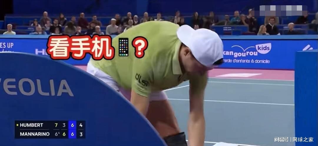 fb体育-安贝尔抢七看手机遭逆转被质疑打假球，小威教练力挺女网打五盘！