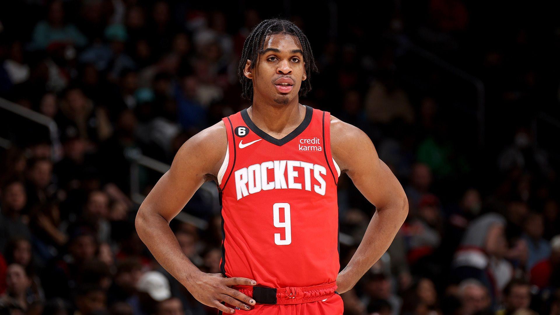 fb体育-媒体人：深圳将签下前火箭后卫约什-克里斯托弗